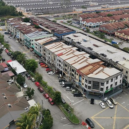 Ilsham Guest House @ Seroja Hills Bbst Sepang Exterior foto